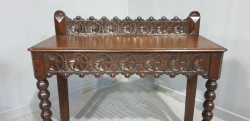 VERY NICE OAK CONSOLE HALL TABLE - ADDITIONAL PHOTO 3