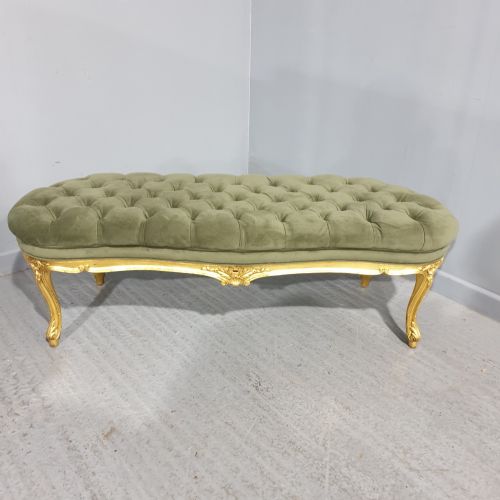 Outstanding Gilt Window Seat