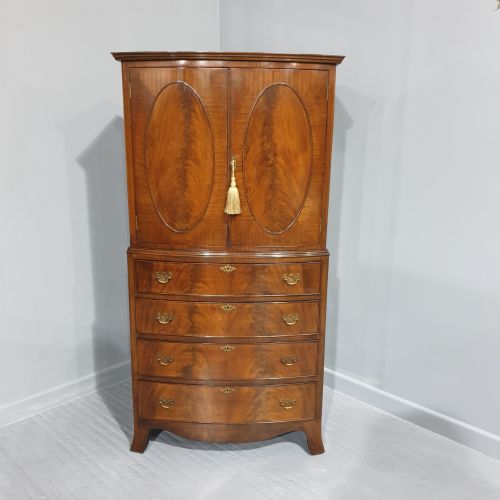 Super Bowed Mahogany Linen Press