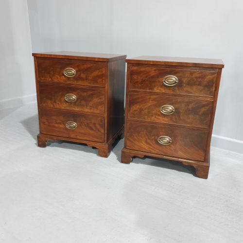 Superb Pair Mahogany Bedside Lamp Chest of Drawers