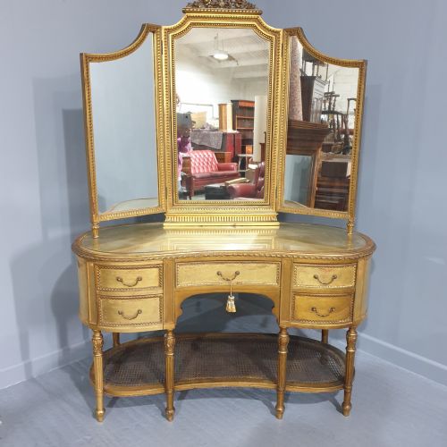 Superb French Kidney Dressing Table