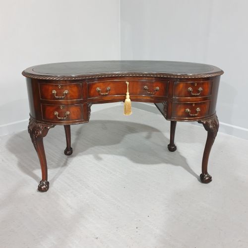 Good Mahogany Kidney Desk