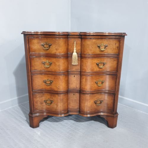 Top Quality Burr Walnut Chest of Drawers