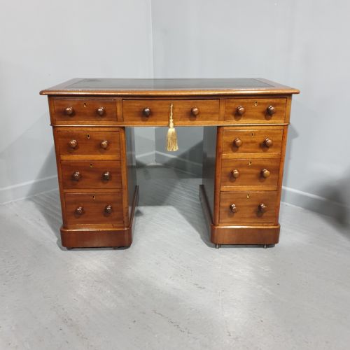 Victorian Mahogany Pedestal Desk