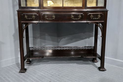 fig 1. Top Quality Mahogany Display Cabinet