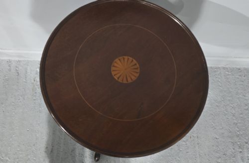 LARGE SIZE MAHOGANY WINE TABLE - ADDITIONAL PHOTO 4