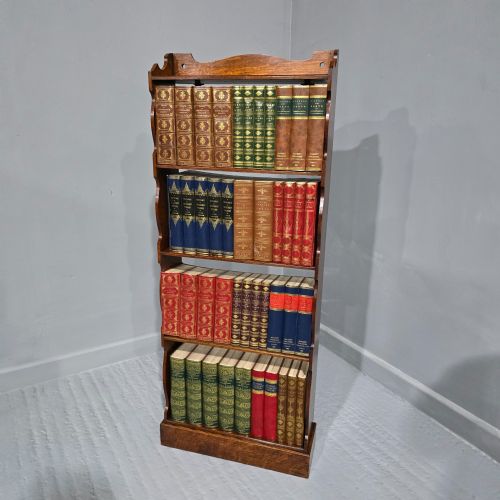 fig 1. Oak Bookcase of Small Proportions