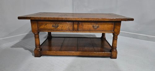 fig 1. Top Quality Oak Coffee Table with Drawers
