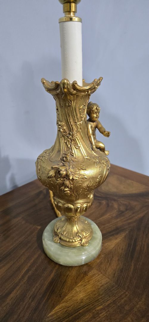 PRETTY ORMOLU CHERUB LAMP - ADDITIONAL PHOTO 2