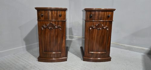 SUPER PAIR MAHOGANY BEDSIDE LAMP CABINETS - ADDITIONAL PHOTO 1