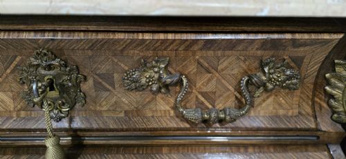 TOP QUALITY PAIR FRENCH BOMBE COMMODE CHESTS OF DRAWERS - ADDITIONAL PHOTO 8