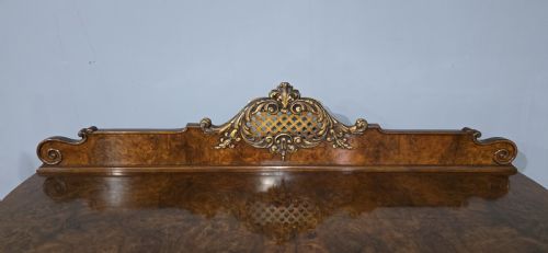 EXHIBITION QUALITY BURR WALNUT SIDE CABINET - ADDITIONAL PHOTO 4