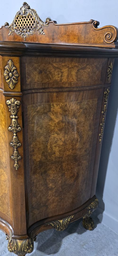 EXHIBITION QUALITY BURR WALNUT SIDE CABINET - ADDITIONAL PHOTO 9