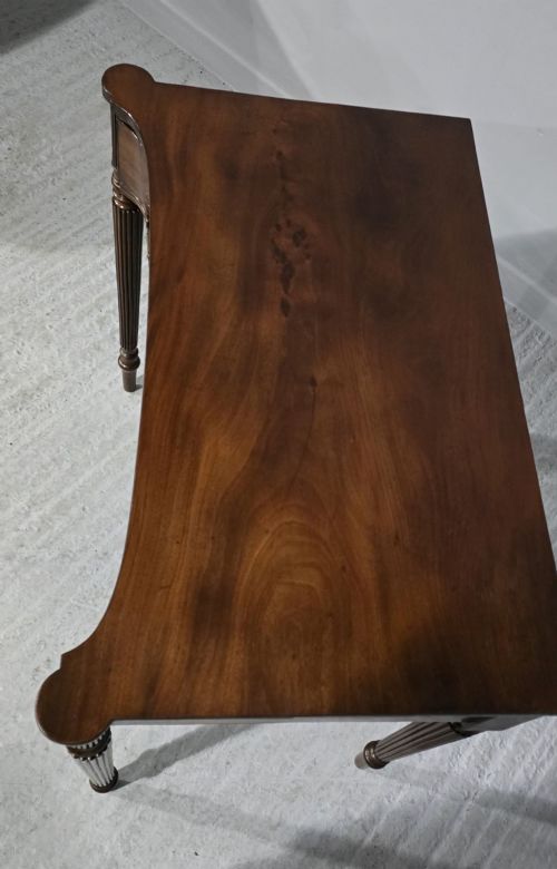 SUPER GEORGIAN MAHOGANY SIDE TABLE - ADDITIONAL PHOTO 3