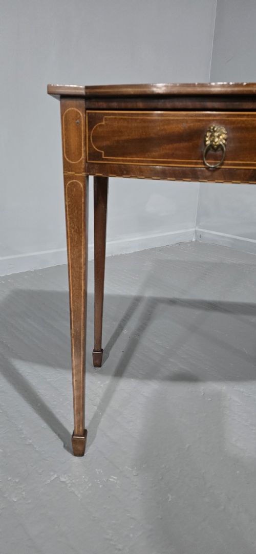 EXCELLENT GEORGIAN MAHOGANY SIDE TABLE - ADDITIONAL PHOTO 3