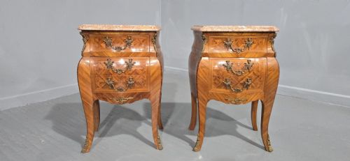 fig 1. Superb Pair Commode Chests of Drawers