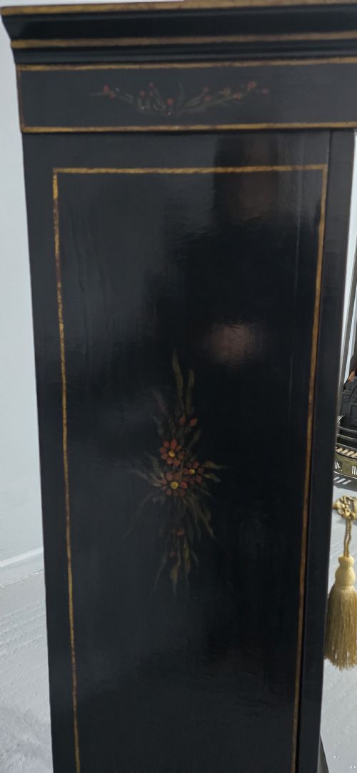 LOVELY VENETIAN COCKTAIL CABINET - ADDITIONAL PHOTO 6