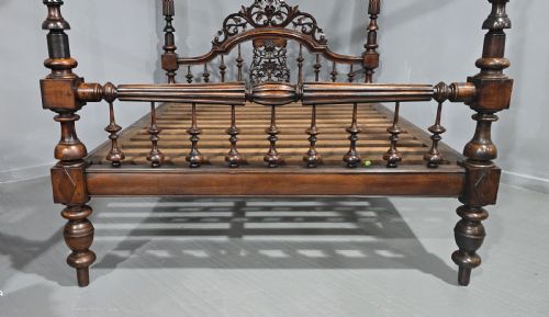 fig 1. Fine Quality Mahogany Super King Four Poster Bed