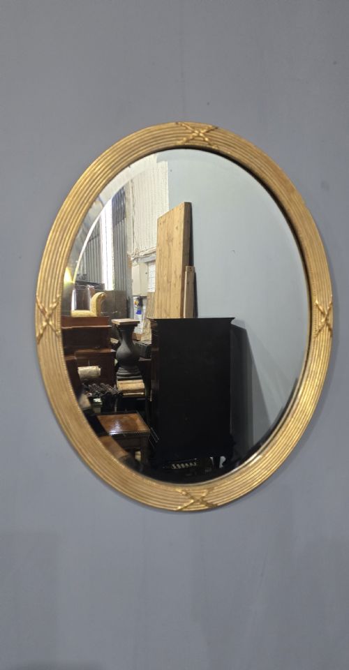PAIR VICTORIAN OVAL GILT MIRRORS - ADDITIONAL PHOTO 3