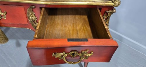 OUTSTANDING PAIR OF RED LAQUERED BUREAU PLATT DESKS - ADDITIONAL PHOTO 5