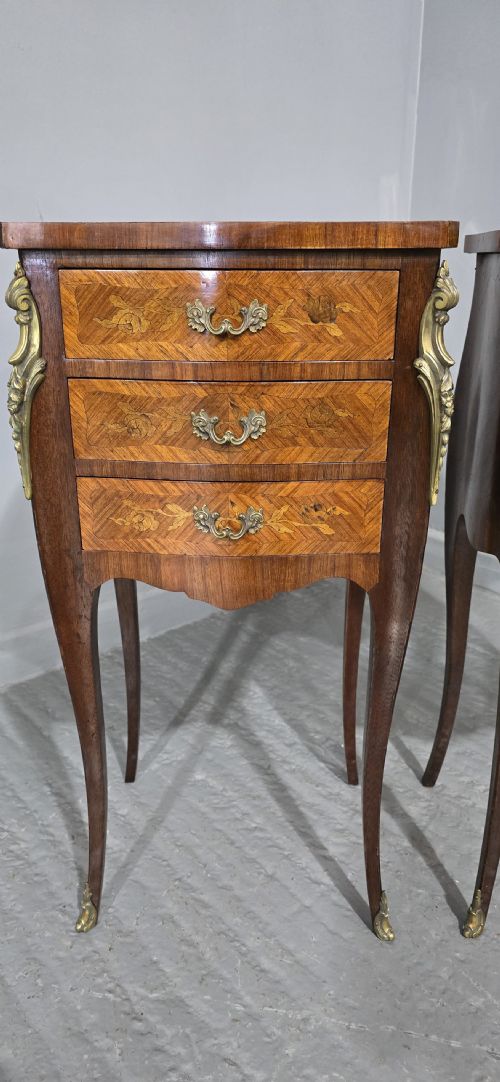 TOP QUALITY PAIR FRENCH BEDSIDE LAMP CHESTS - ADDITIONAL PHOTO 1
