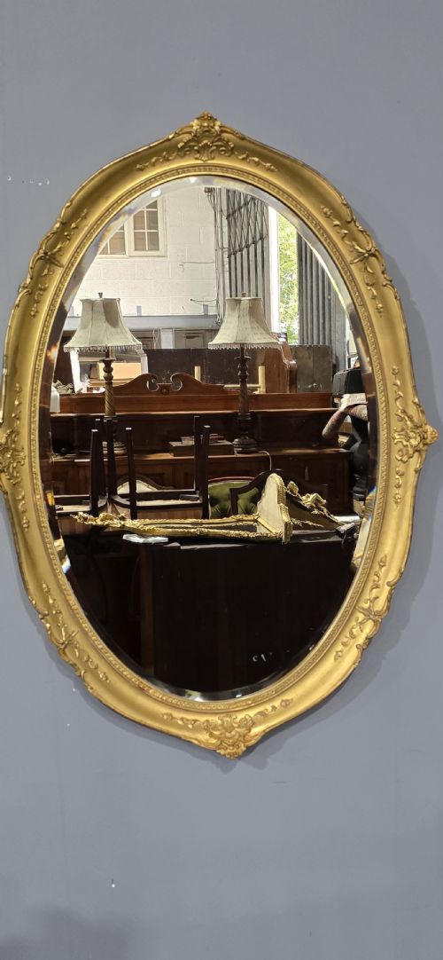 LOVELY VICTORIAN OVAL GILT MIRROR - ADDITIONAL PHOTO 2