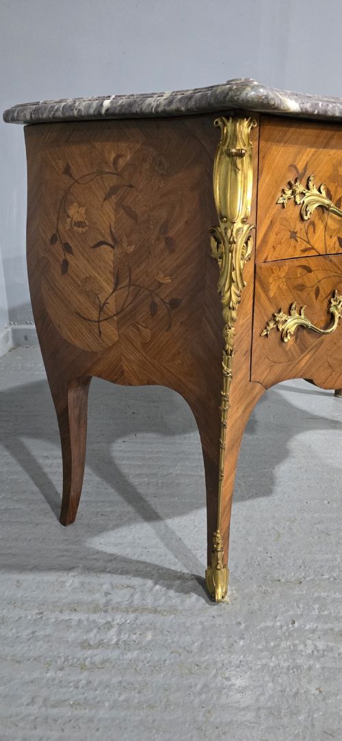 fig 1. Superb Gilt Mounted Commode Chest of Drawers