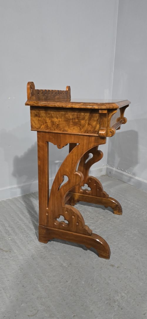 SUPERB BURR WALNUT CONSOLE HALL TABLE - ADDITIONAL PHOTO 9