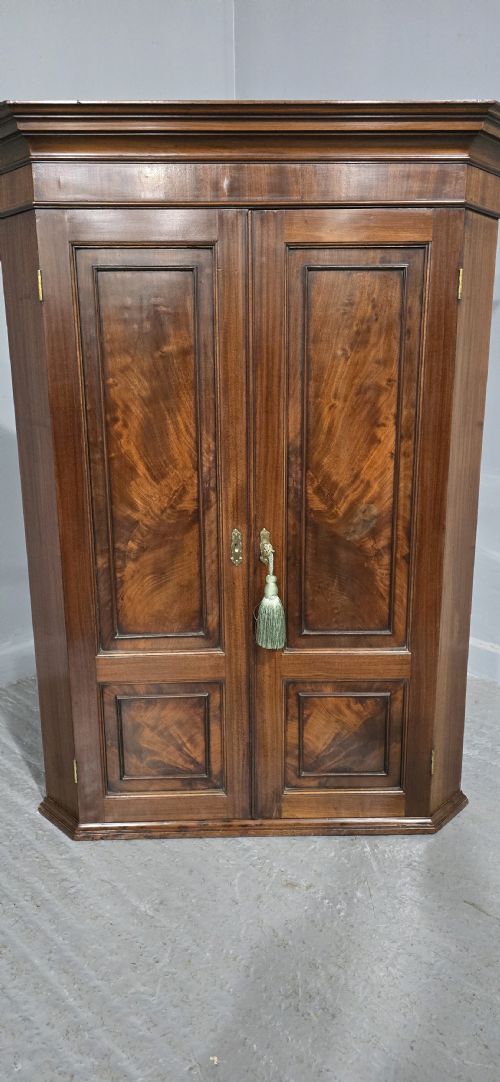 REGENCY MAHOGANY CORNER CUPBOARD - ADDITIONAL PHOTO 4