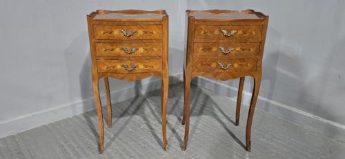 SUPER PAIR FRENCH MARQUETRY BEDSIDE CHESTS OF DRAWERS - ADDITIONAL PHOTO 1