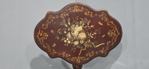 SUPERB ITALIAN PAINTED TABLE - ADDITIONAL PHOTO 2