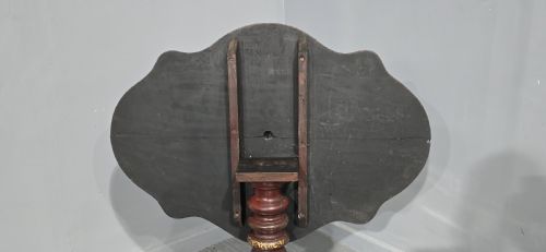 SUPERB ITALIAN PAINTED TABLE - ADDITIONAL PHOTO 3