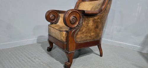 OUTSTANDING LIBRARY CHAIR IN THE MANNER OF GEORGE BULLOCK - ADDITIONAL PHOTO 6