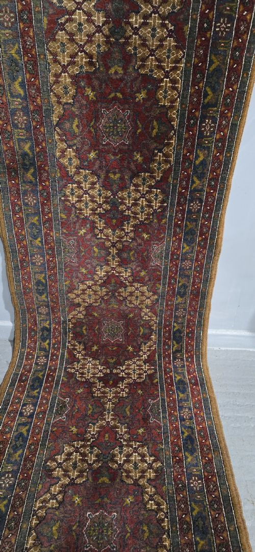 TRIBAL ORIENTAL RUNNER - ADDITIONAL PHOTO 4