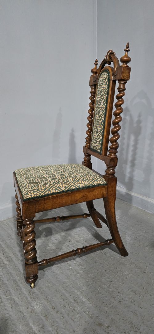 WONDERFUL WALNUT HALL CHAIR - ADDITIONAL PHOTO 7
