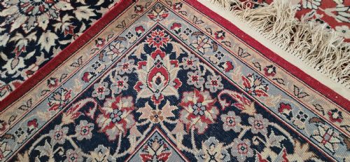 LARGE WOOLEN CARPET - ADDITIONAL PHOTO 10
