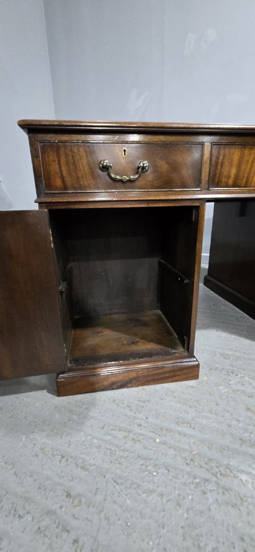 SUPERB MAHOGANY PARTNERS DESK - ADDITIONAL PHOTO 13