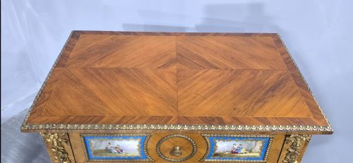 SUPERB SATINWOOD AND SEVRES PLAQUE CABINET OF SMALL PROPORTIONS - ADDITIONAL PHOTO 7