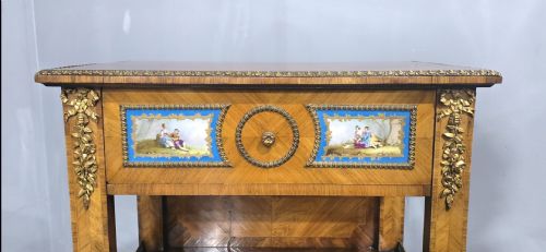 SUPERB SATINWOOD AND SEVRES PLAQUE CABINET OF SMALL PROPORTIONS - ADDITIONAL PHOTO 11