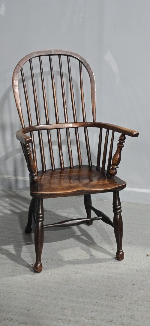 ELM WINDSOR CHAIR - ADDITIONAL PHOTO 1