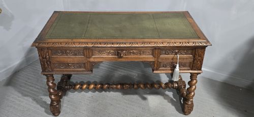 SUPER CARVED OAK DESK - ADDITIONAL PHOTO 1
