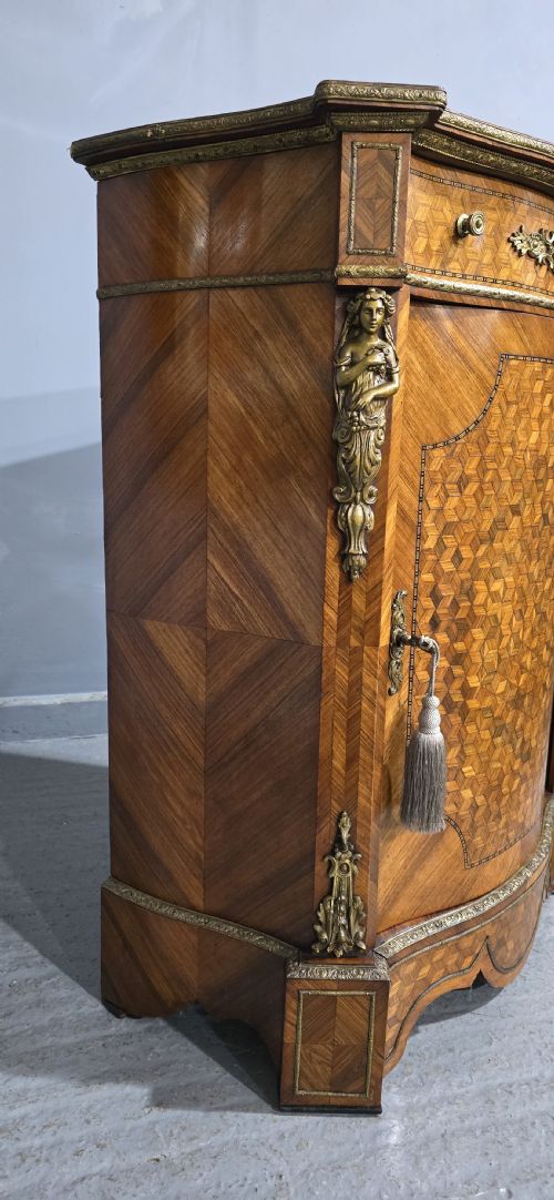 OUTSTANDING FRENCH SERPENTINE SIDE CABINET - ADDITIONAL PHOTO 6