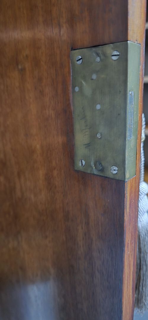 OUTSTANDING FRENCH SERPENTINE SIDE CABINET - ADDITIONAL PHOTO 13