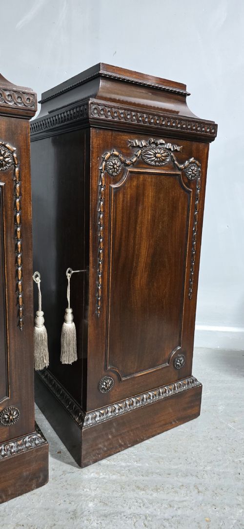 SUPER PAIR REGENCY MAHOGANY SIDE CABINETS - ADDITIONAL PHOTO 6