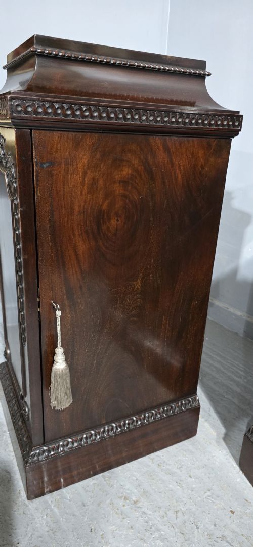 SUPER PAIR REGENCY MAHOGANY SIDE CABINETS - ADDITIONAL PHOTO 11