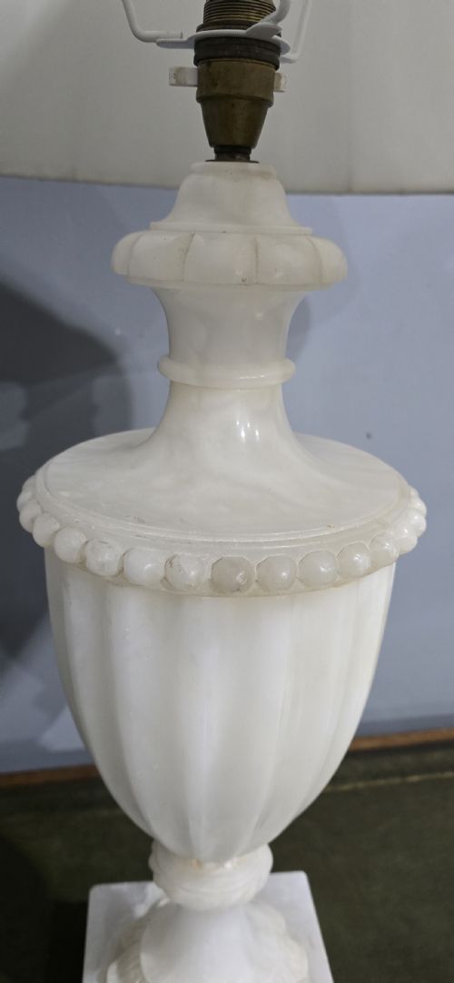 LARGE ALABASTER TABLE LAMP - ADDITIONAL PHOTO 3