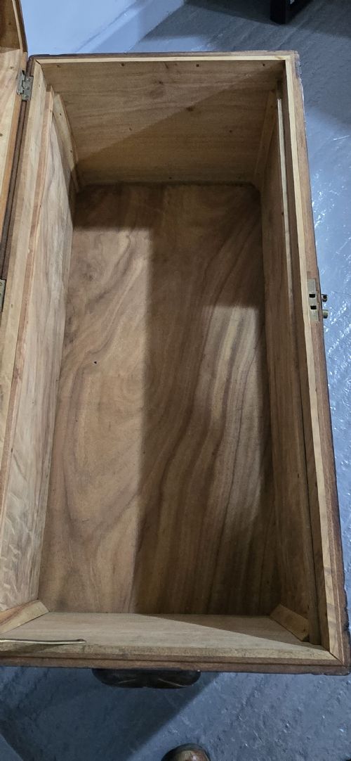 CARVED CHINESE CAMPHOR WOOD CHEST - ADDITIONAL PHOTO 8