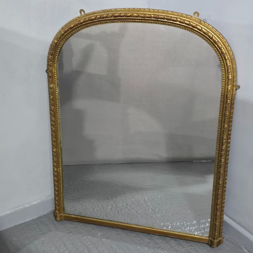 VICTORIAN GILT OVERMANTLE OF SMALL PROPORTIONS