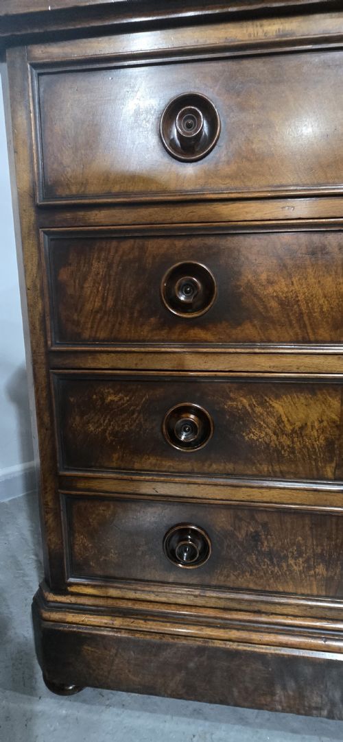 SUPERB FRENCH WALNUT COMMODE CHEST OF DRAWERS - ADDITIONAL PHOTO 5