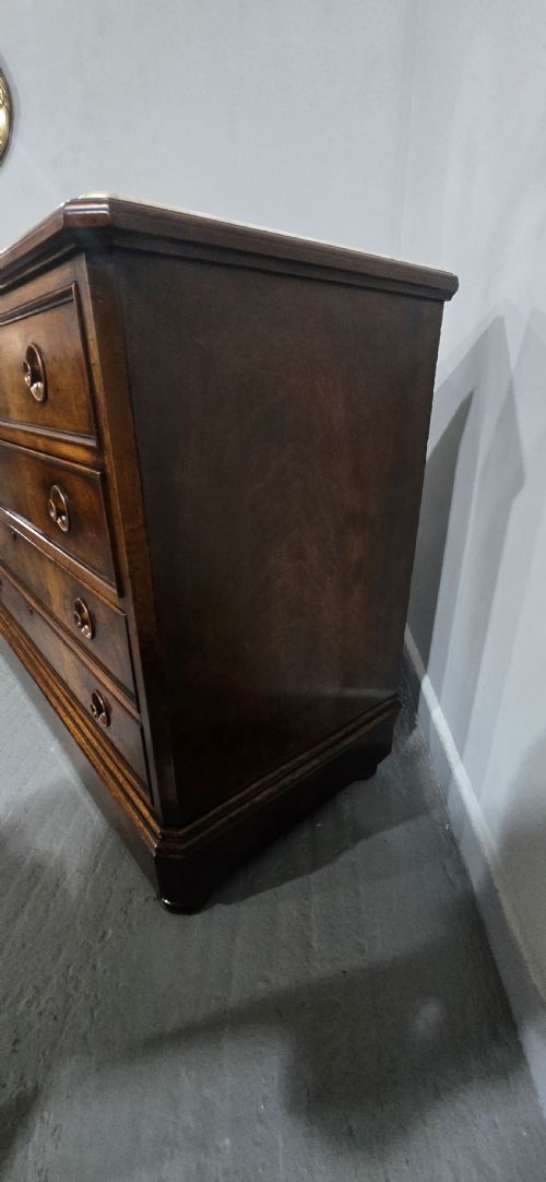 SUPERB FRENCH WALNUT COMMODE CHEST OF DRAWERS - ADDITIONAL PHOTO 13